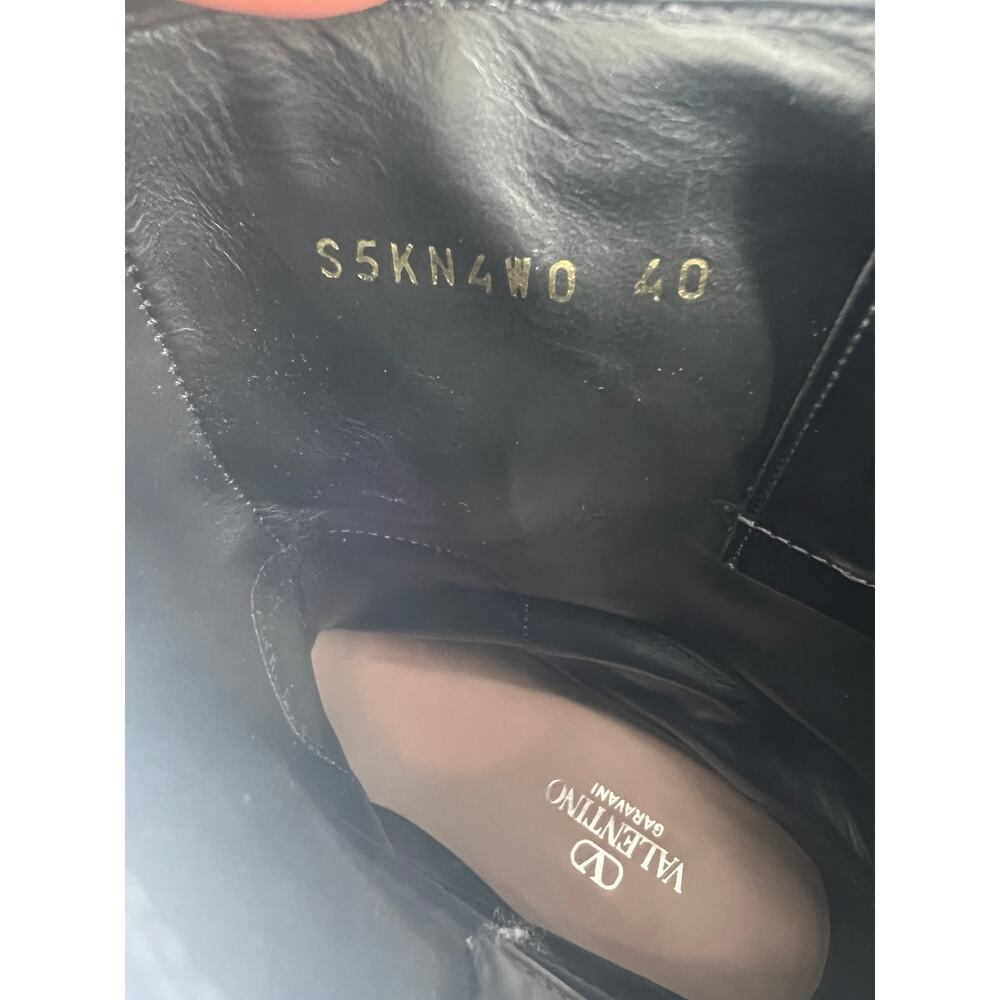 Valentino Garavani Rockstud Calfskin Biker Boots Black 40 - Picture 14 of 16